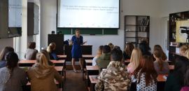 Студентів Острозької академії вчили, як креативно мислити