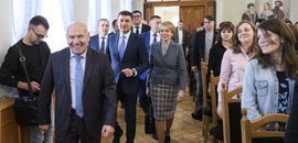 Володимир Гройсман: “Україні потрібно повторювати історію відродження Острозької академії”