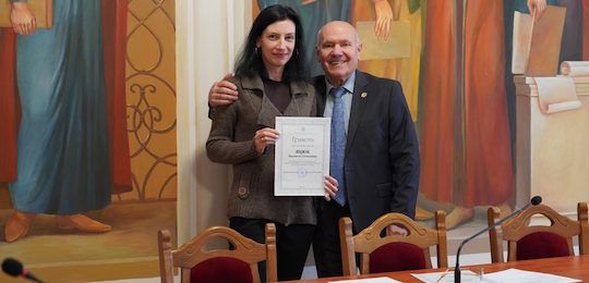 Працівників Острозької академії відзначили грамотами Департаменту освіти і науки Рівненської ОДА