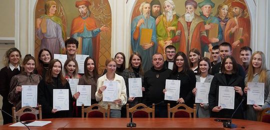 В Острозькій академії вручили іменні гранти від закордонних українців
