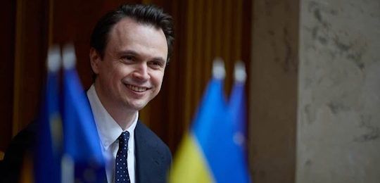 Випускник Острозької академії Микола Давидюк склав присягу народного депутата