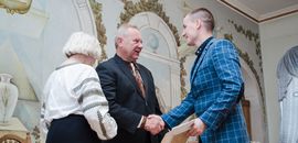Понад 100 студентів Острозької академії отримали стипендії і гранти від української діаспори
