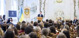 Володимир Гройсман: “Україні потрібно повторювати історію відродження Острозької академії”
