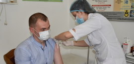 В Острозькій академії провели вакцинування працівників проти COVID-19