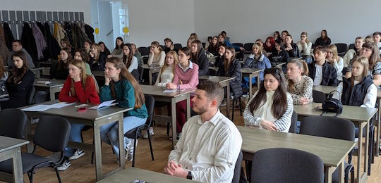 Студентам Острозької академії провели тренінг з основ тактичної медицини