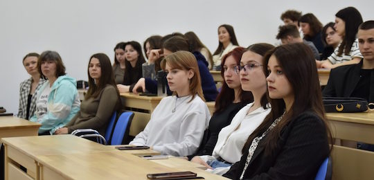 Культура пам’яті: в Острозькій академії започаткували фотоконкурс імені Максима Бурди «Небесний фотограф»