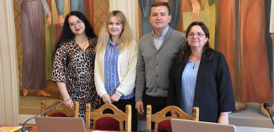 Вітаємо Людмилу Бенедик з успішним захистом дисертації!