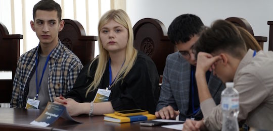 В Острозькій академії провели модель перемовин щодо врегулювання російсько-української війни за участі основних міжнародних гравців