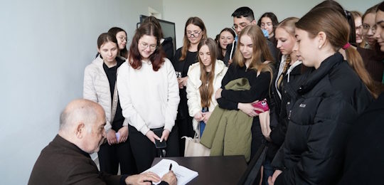 В Острозькій академії відбулася зустріч з Аскольдом Лозинським