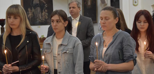 В Острозькій академії вшанували пам’ять дітей, які загинули внаслідок російської агресії проти України