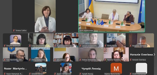 Викладачі та студенти Острозької академії взяли участь у круглому столі про роль закордонних українців у публічній дипломатії України