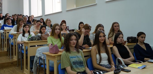 «Як студенти, еліта, лідери ви матимете шанс – спільно створити нову, незалежну, ефективну Україну», – Ян Маліцький