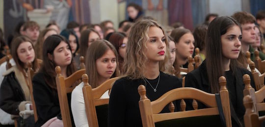 Нова еліта лідерів: в Острозькій академії відбулася інавгурація перших магістрів меценатської програми «Глобальний комунікаційний менеджмент»