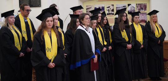 Нова еліта лідерів: в Острозькій академії відбулася інавгурація перших магістрів меценатської програми «Глобальний комунікаційний менеджмент»