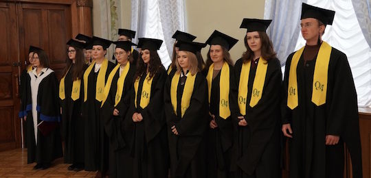 Нова еліта лідерів: в Острозькій академії відбулася інавгурація перших магістрів меценатської програми «Глобальний комунікаційний менеджмент»