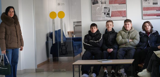 Зміцнення співпраці: учні Нетішинського академічного ліцею знайомляться з Острозькою академією