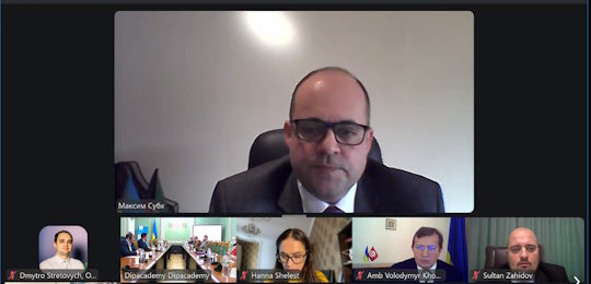 Участь представників академічної спільноти Острозької академії в круглому столі в Дипломатичній академії України