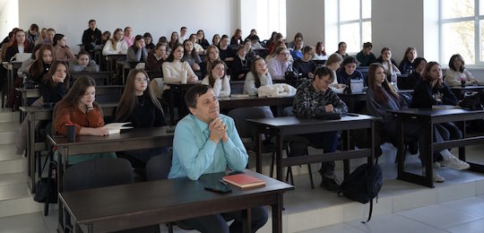В Острозькій академії відбулася зустріч із літературною оглядачкою Галиною Новосад