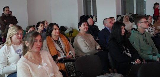 «На Різдво – додому»: благодійний концерт студентського хору Острозької академії