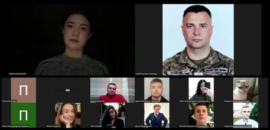 В Острозькій академії говорили про гібридні війни та світову політику