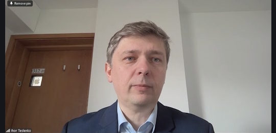 Розпочав роботу міжнародний симпозіум, на якому було презентовано восьмий випуск журналу «Острозька давнина»