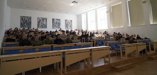 До Дня українського добровольця в університеті відбулась зустріч із Єленою Крохмалюк