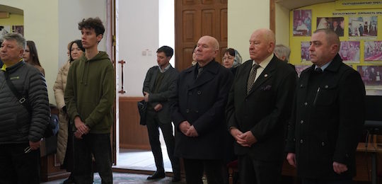 Естафета поколінь: біблійний марафон сторінками Острозької Біблії