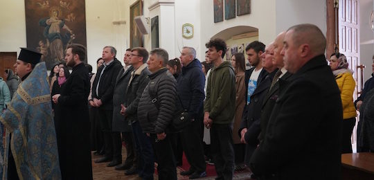 Естафета поколінь: біблійний марафон сторінками Острозької Біблії