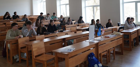 Студенти Острозької академії взяли участь в інформаційній сесії «Підвищення обізнаності та інформування щодо попередження торгівлі людьми та експлуатації»