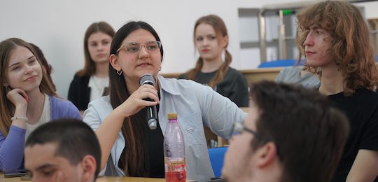 Доктор філософії з медіадосліджень Девід Грейкон провів семінари з медіаграмотності для студентів Острозької академії