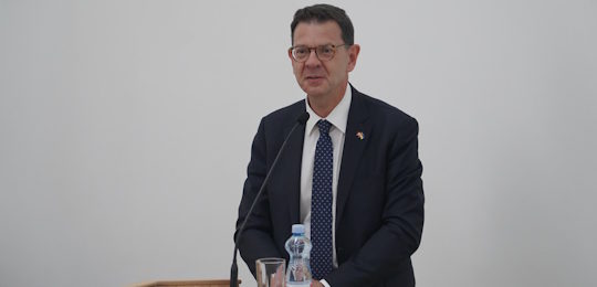 Посол Швейцарії в Україні та Республіці Молдова Фелікс Бауманн прочитав лекцію для студентів Острозької академії