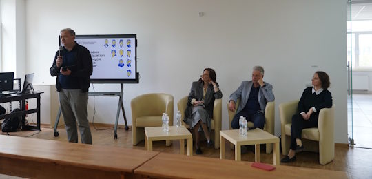 Панельна дискусія про українську науку й відкриття виставки «Freedom in Equation»