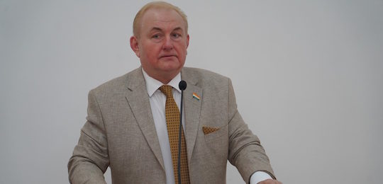 В Острозькій академії відбулася зустріч із Почесним академіком Національної академії педагогічних наук України Олегом Панченком на тему травми війни