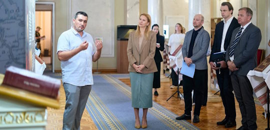 Відкриття пересувної виставки «Острозька реліквія» у  Верховній Раді України