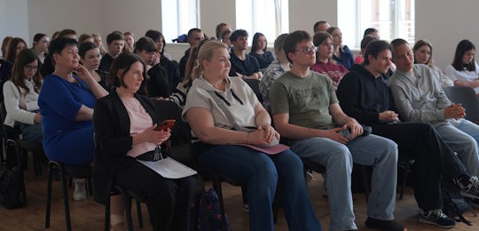 В Острозькій академії відбулася зустріч із представниками ДСНС щодо основ мінної безпеки