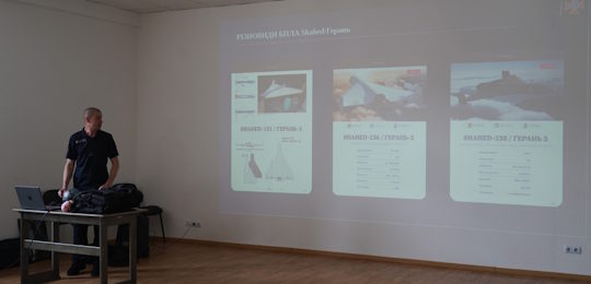 В Острозькій академії відбулася зустріч із представниками ДСНС щодо основ мінної безпеки