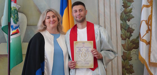 Віват бакалаврам Навчально-наукового інституту лінгвістики!