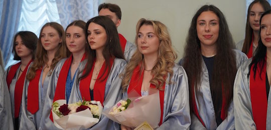 Віват бакалаврам Навчально-наукового інституту лінгвістики!