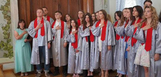 Віват бакалаврам Навчально-наукового інституту лінгвістики!