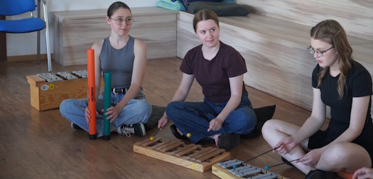 В Острозькій академії відбувся майстер-клас «Симфонія маленьких відкриттів: знайомство з Орф-шульверком»