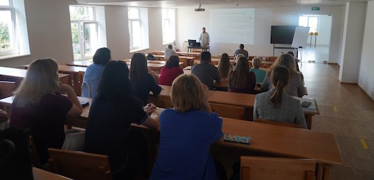 В Острозькій академії відбувся тренінг про алгоритм кризової підтримки студентів